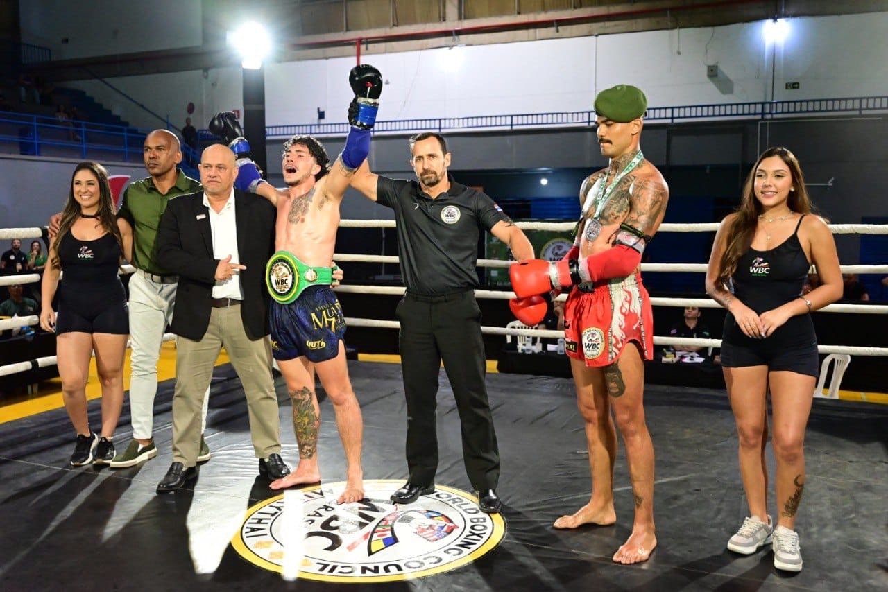 Noite histórica para o Muay Thai brasileiro com a coroação dos novos campeões amadores do WBC